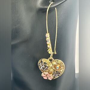 Betsey Johnson Queen Bee crystal heart AB Flower Rose Honeycomb earrings